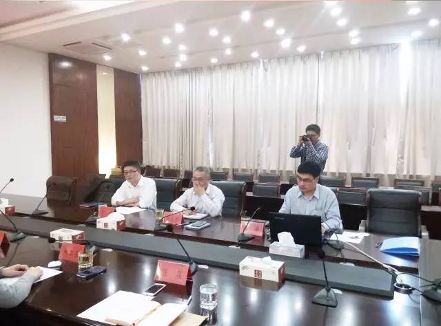上海東方龍商務與江蘇省揚中市八橋鎮(zhèn)簽訂委托招商引資合作協(xié)議