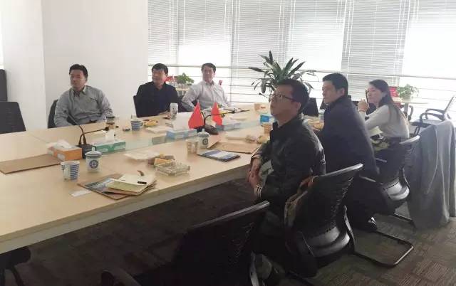 東方龍商務(wù)應(yīng)邀考察上海奉賢四團(tuán)鎮(zhèn),雙方深入交流委托招商引資工作 東方龍商務(wù)應(yīng)邀考察上海奉賢四團(tuán)鎮(zhèn),雙方深入交流委托招商引資工作