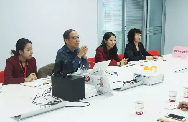 東方龍商務(wù)舉行起重機電氣控制實驗基地投資選址項目的政府對接會 東方龍商務(wù)舉行起重機電氣控制實驗基地投資選址項目的政府對接會