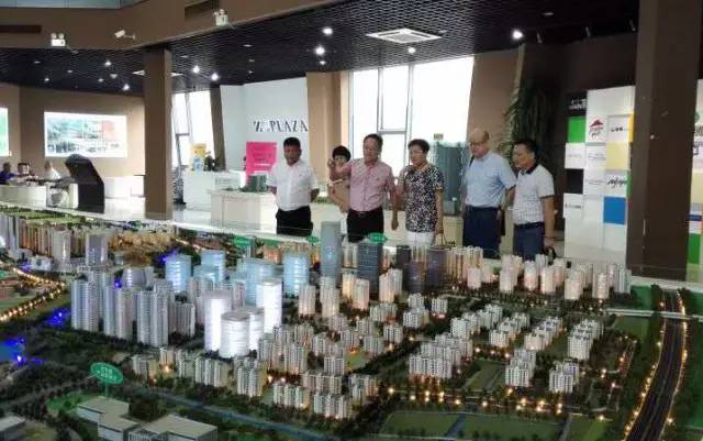 東方龍商務(wù)陪同寧波甬嘉恒業(yè)集團實地考察全球性跨境電商投資選址項目，推動雙方項目合作