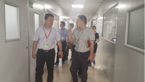 陪同政府園區對接考察高端光電顯示模組投資選址項目方,對接洽談成效顯著 陪同政府園區對接考察高端光電顯示模組投資選址項目方,對接洽談成效顯著