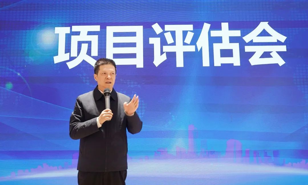 承接進(jìn)博效應(yīng)，推進(jìn)全球招商！11月上旬，集團(tuán)共40個優(yōu)質(zhì)投資選址項目通過評估