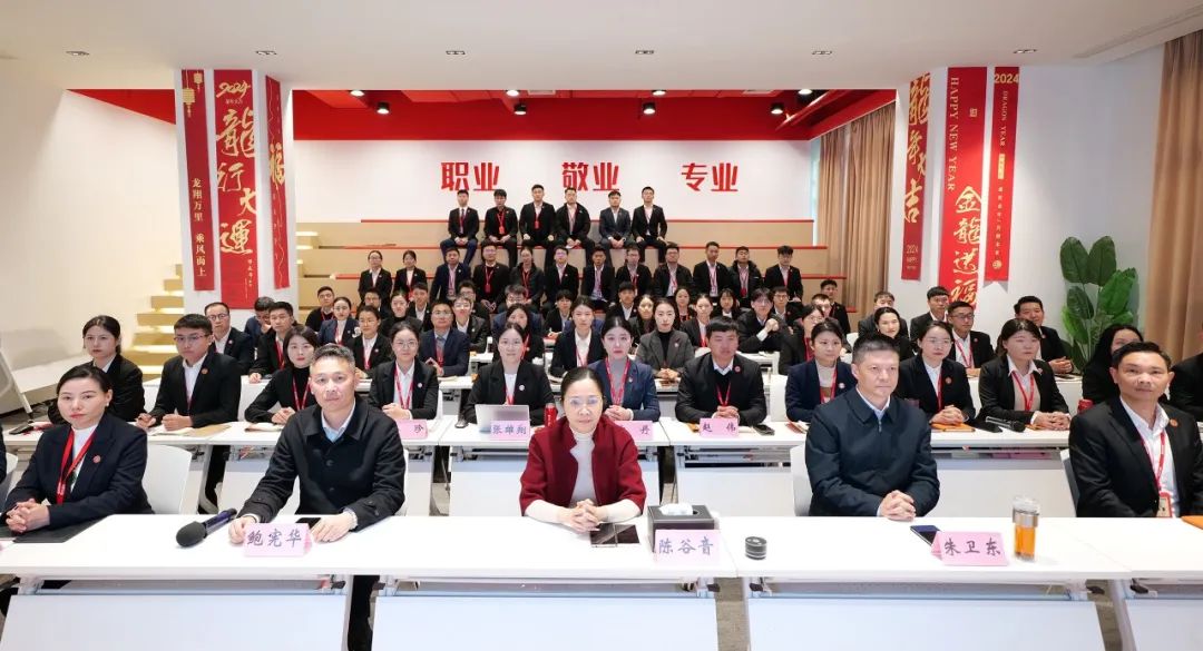 抓牢“項目落地”主線，打好全年“收官戰(zhàn)”！11月下旬，集團共35個優(yōu)質(zhì)投資選址項目通過評估