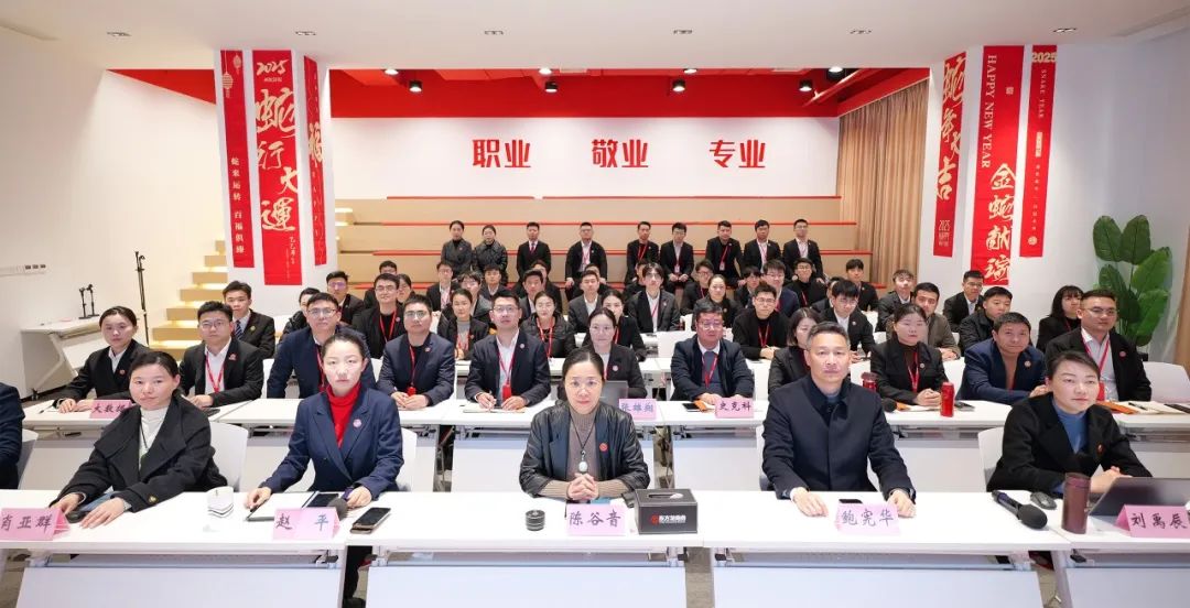 錨定戰略方向，攻堅“國五上頭外”優質項目！3月上旬，集團共33個優質投資選址項目通過評估